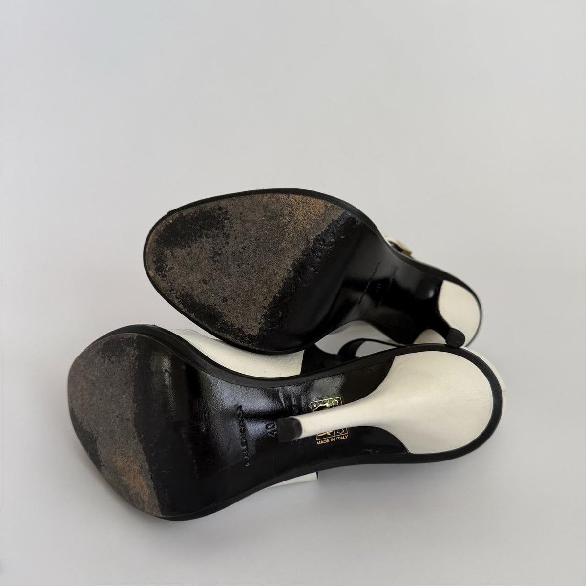Balenciaga White Sculptural Heels Size 40