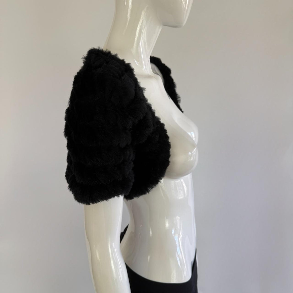 Genuine Rabbit Fur Japanese Vintage Black Knitted Bolero Shrug