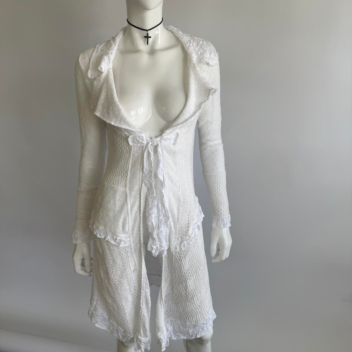 Zone Bleue Paris Vintage Long Sleeve Mid Length Tie Top