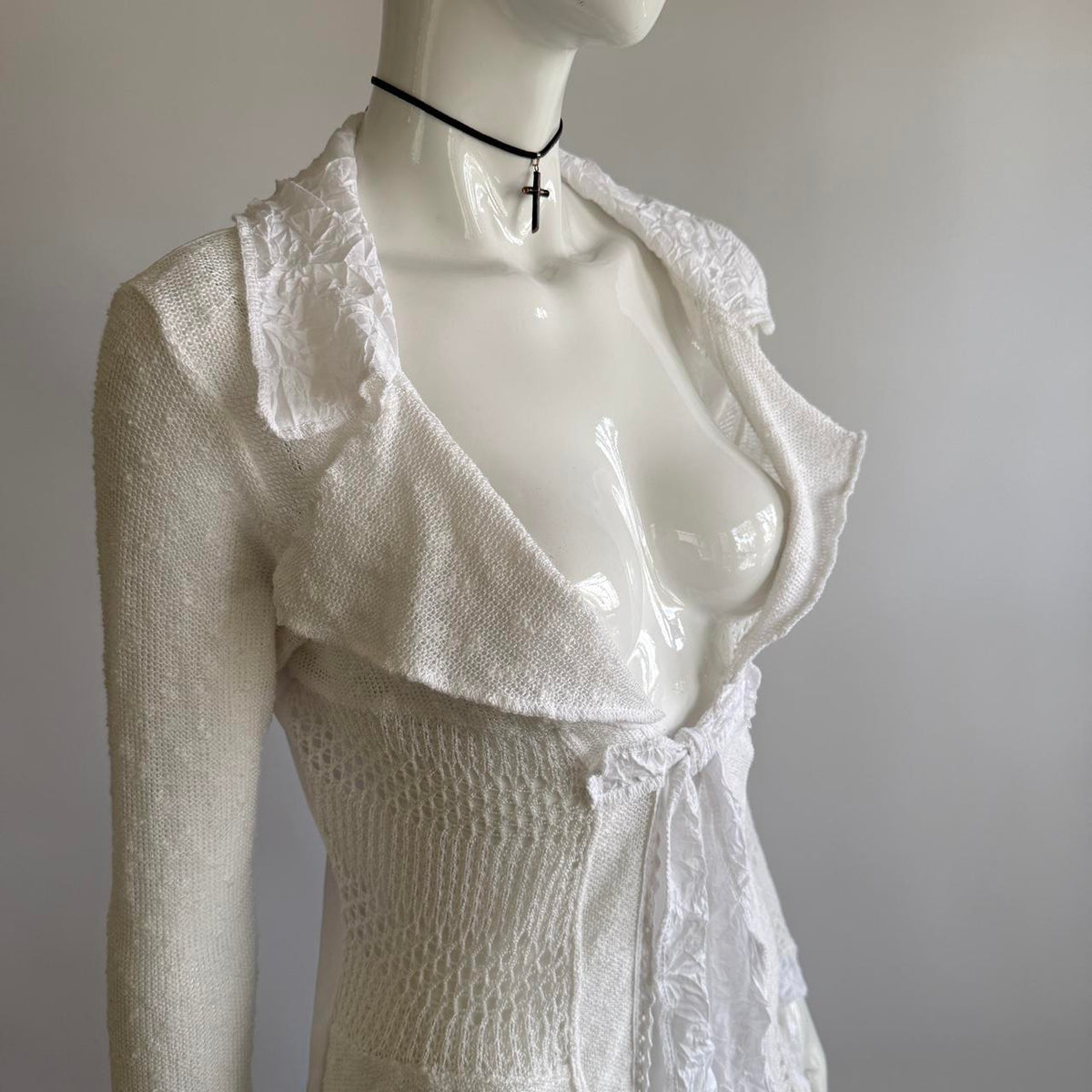 Zone Bleue Paris Vintage Long Sleeve Mid Length Tie Top